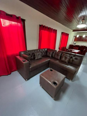 Fenix House Rental in Utila